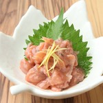 新鮮ないかの軟骨を塩辛にしました。コリコリとした軟骨が美味しい塩辛です。