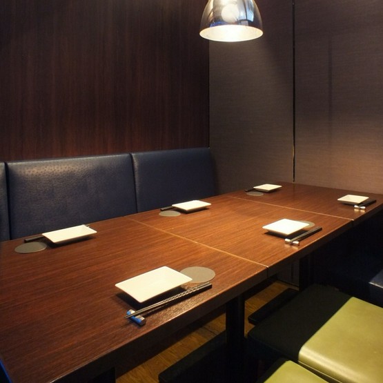 全席個室 湊一や 有楽町駅前店 銀座 有楽町 日比谷 和食 の料理 店内写真 ヒトサラ 全席個室 湊一や 有楽町駅前店 銀座 有楽町 日比谷 和食 の料理 店内写真 ヒトサラ