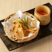 大山どり　鶏トロ肉の大串塩焼き　山葵添え
