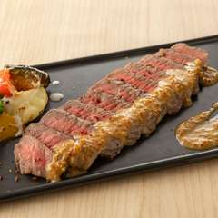 黒毛和牛　赤身肉のステーキ