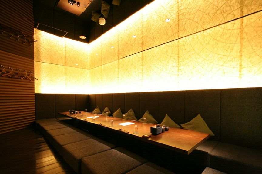 大人数でも個室での宴会ができる、大型の個室を完備