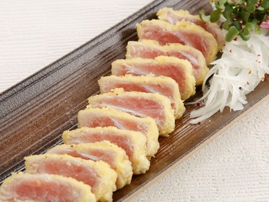 チーズの風味豊かな『雲丹といくらのチーズオムレツ』