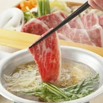 黒毛和牛のしゃぶしゃぶを特製だれで味わえる「和牛しゃぶしゃぶコース」					