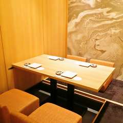 家族での会食にも利用したい掘りごたつ個室