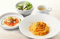 サラダ／牡蠣スープ
選べる前菜　下記の1～4から1つお選びください。
選べるメイン下記の1～7から1つお選びください。