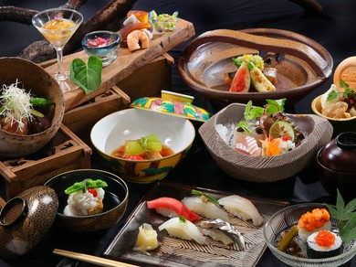 寿司と京料理を堪能できる『源氏』10品