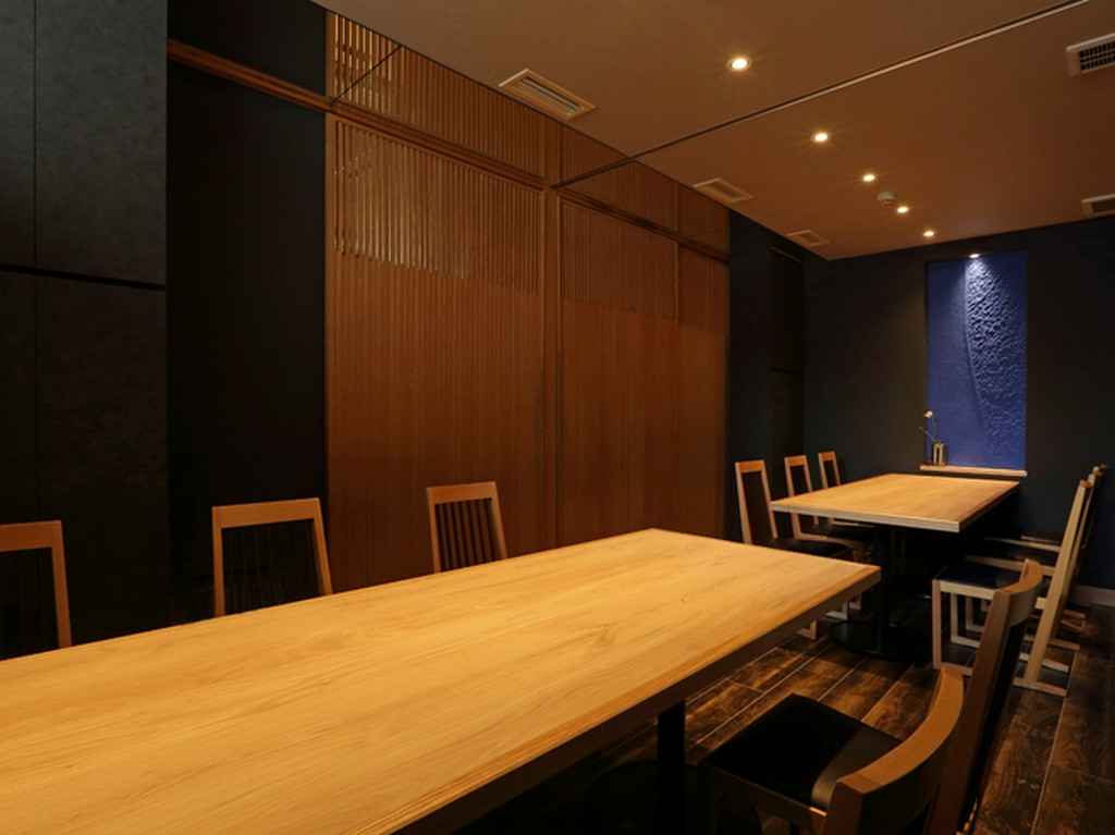 風情のあるテーブル席