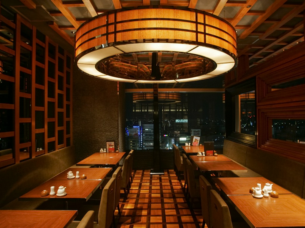 各種ご宴会に最適、お得なコース料理もご用意