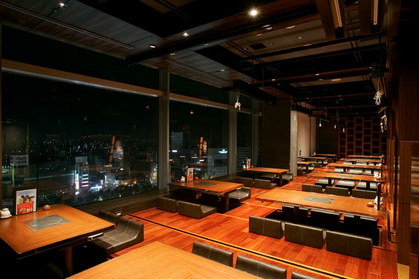 夜景を見ながらのデートもオススメです