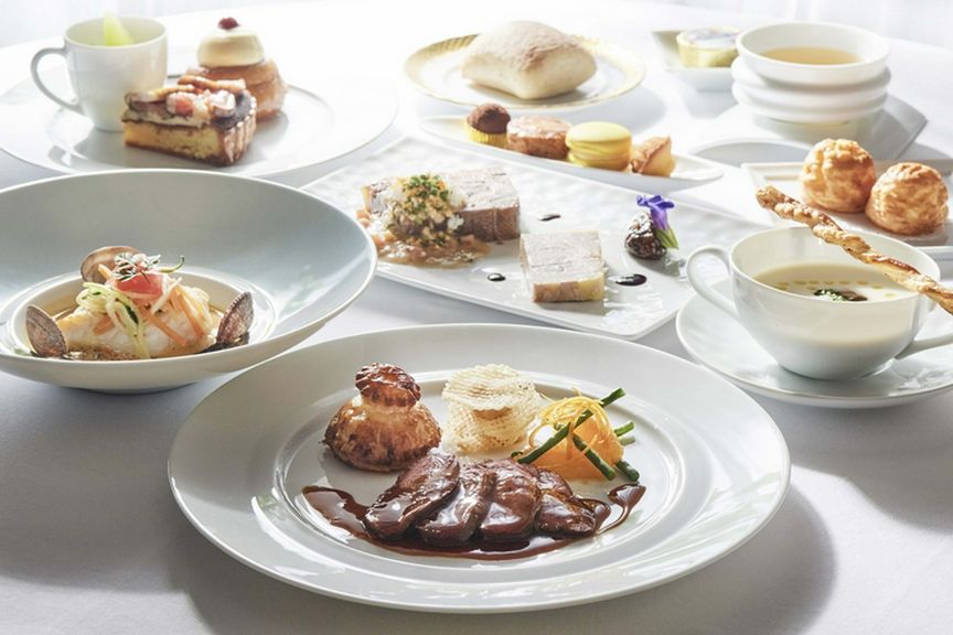 本質を変えることなくこの土地・この風土での食を描く