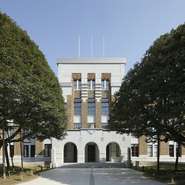 「兼六園」「金沢城公園」「金沢城」といった名所からもほど近く、豊かな自然と文化とともに食を堪能できる【ジャルダン ポール・ボキューズ】金沢の思い出の1ページにぜひ加えていただきたい一軒です。