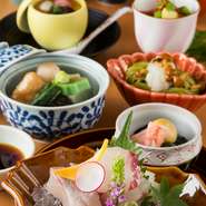 ◇鯛とあおさしんじょうの天ぷら膳
◇旬魚と若竹のアサリスープ煮膳
◇お造り2種と能登もずくの酢の物膳

・蓋物・自家製、奥能登とうふ・金時草の山掛け・小鉢・石川県産こしひかり・加賀の味噌汁