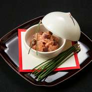 ご希望のお客様には、ひと口ほどの赤飯をコースの途中でお出しいたします