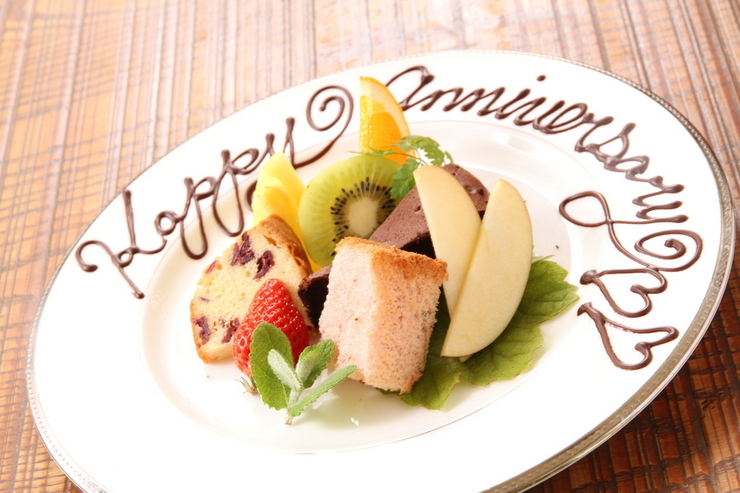 [For anniversaries and birthdays] Anniversary course with double main course 5,500 yen