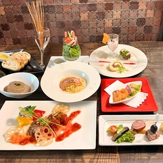 A moderate evening feast course with a choice of meat or fish as the main course and two types of pasta for 3,500 yen