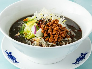 深いコクの濃厚な一杯『華都自慢の担々麺』