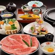 前菜に温物・造りを経て、メインのすき焼き。お食事、デザートへと至るコースです。