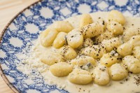 ソレント風　ニョッキ　1,870円
ニョッキ　ゴルゴンゾーラチーズのクリームソース　1,980円