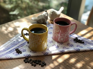 フレッシュフルーツを存分に味わえる色鮮やかな『ミックスフルーツパンケーキ』