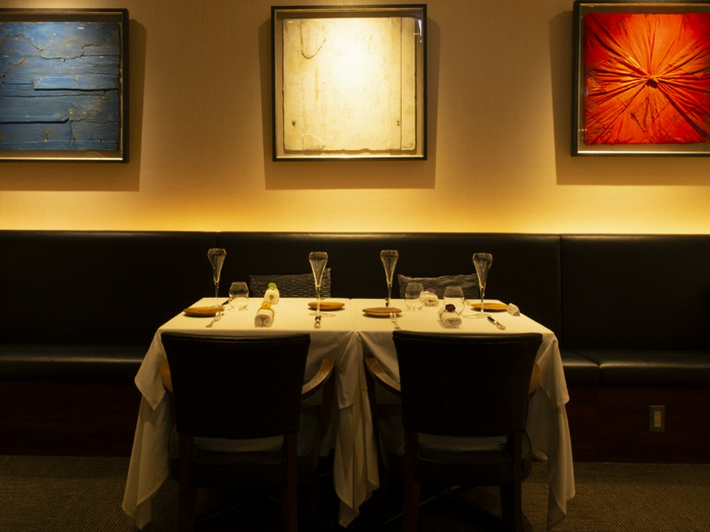 大切な人と特別なひとときが過ごせる空間で心に残るディナーを