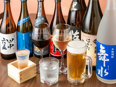 福岡の味にピッタリあう焼酎は、約10種類は取り揃えている
