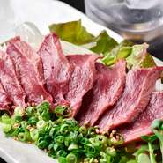 抜群の鮮度だからこそ味わえる逸品です！ ※一般的に食肉の生食は食中毒のリスクがあります。 ※子供、高齢者、食中毒に対する抵抗力の弱い人は食肉の生食を控えてください。