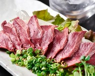 抜群の鮮度だからこそ味わえる逸品です！ ※一般的に食肉の生食は食中毒のリスクがあります。 ※子供、高齢者、食中毒に対する抵抗力の弱い人は食肉の生食を控えてください。