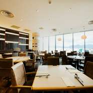 ひとりでも、いくつもの味が楽しめるように、単品料理のハーフサイズも対応しております。