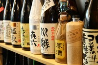 ・黒霧島・白霧島・霧島ゴールドラベル・飫肥杉・古秘・き六・甘露・たちばな・心水・茜霧島・き六無濾過・川越・あくがれ・月の中・志比田工場原酒・あくがれ無濾過・白玉の露・明るい農村・三岳・赤兎馬・紫赤兎馬