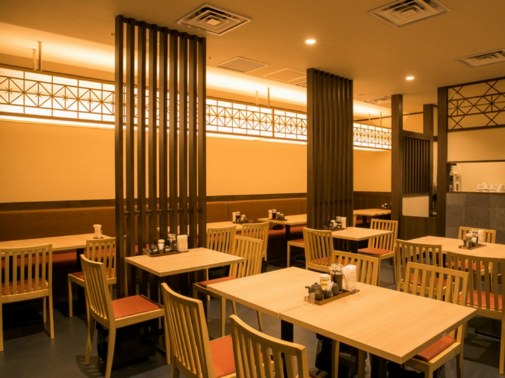 家族・友人との食事にぴったりな店内