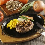 たっぷりのきのこの旨味がハンバーグと絶妙に合います。