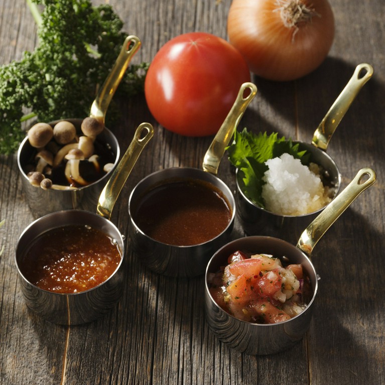 5つのソースから、自分好みを発見『ハンバーグ』