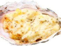 トリュフの香りがする贅沢なタルタルソースの焼き牡蠣です。