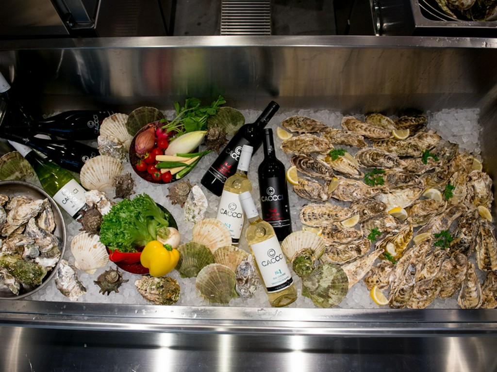 その日おすすめの「牡蠣」が持つ新鮮な旨み