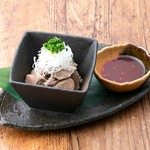 鶏レバーを使ったピリ辛おつまみ。