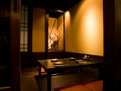 さまざまなシーンで使える個室まであり。