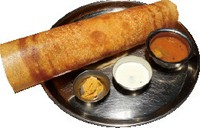（Small）785円（税込）
米と豆をすりつぶして発酵させた生地を薄くクリスピーに焼いたクレープでポテトのマサラを包んだ定番のドーサ

