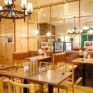 【スパゲッティハウス　ヨコイ】は、名古屋名物『あんかけスパゲッティ』元祖の店。ご当地の味を楽しんでほしいと、県外ゲストのおもてなしに利用される方も多くいらっしゃるのだとか。