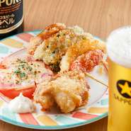 お好きなドリンクとおつまみ3種盛のセットメニュー。お仕事帰りにサクッと「【ヨコイ】で乾杯」。詳細はコースメニューをご覧ください。