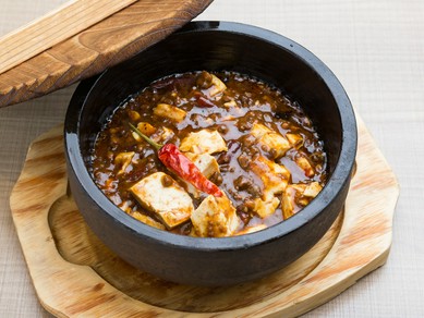 四川料理の特徴である「辛さ」が絶妙『石鍋剣門麻婆豆腐　中レギュラー』