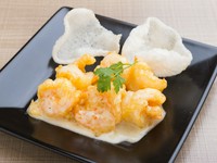 中皿　650円
大皿　1280円
