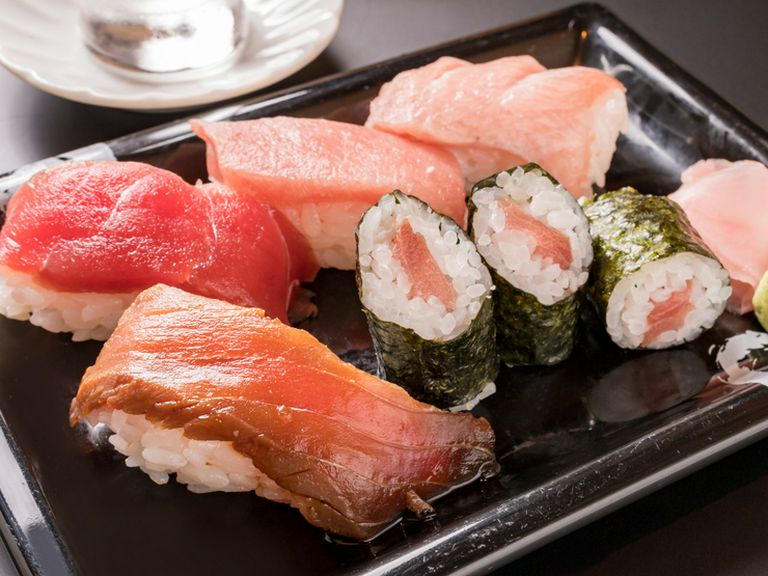 心ゆくまで満喫できる『まぐろ寿司食べ放題』