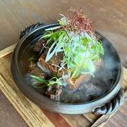 和牛すじ肉豆富