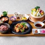 化学調味料、食塩を一切使用していないカツオと昆布のお出汁です。