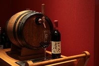 仲村ワイン工房にて樽詰めしていただいたオリジナルワインも味わってください。