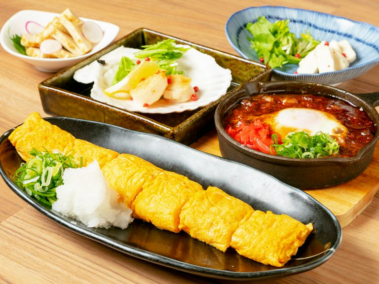 お酒と相性のいい、アラカルトメニューも充実