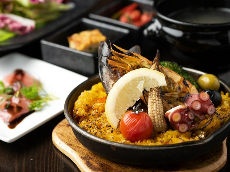 ママ友会にもオススメの『本日のパエリアランチ』