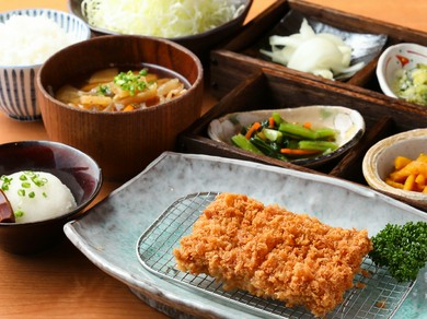 大切な記念日にもボリュームあるとんかつでとっておきの日に