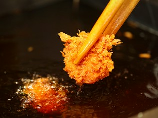 パン粉の出来が、「とんかつ」の美味しさを決める鍵となる