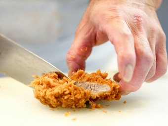 包丁を入れた瞬間、料理人自身も笑顔になれる